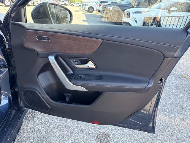 Used 2022 Mercedes-Benz A 220 4MATIC image 21