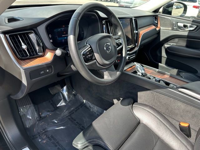 Used 2024 Volvo XC60 T8 Ultimate AWD/4WD image 21