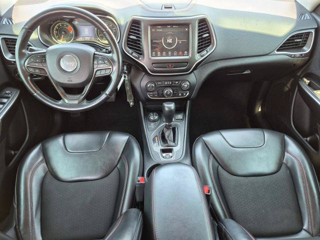 Used 2020 Jeep Cherokee Trailhawk AWD/4WD image 28