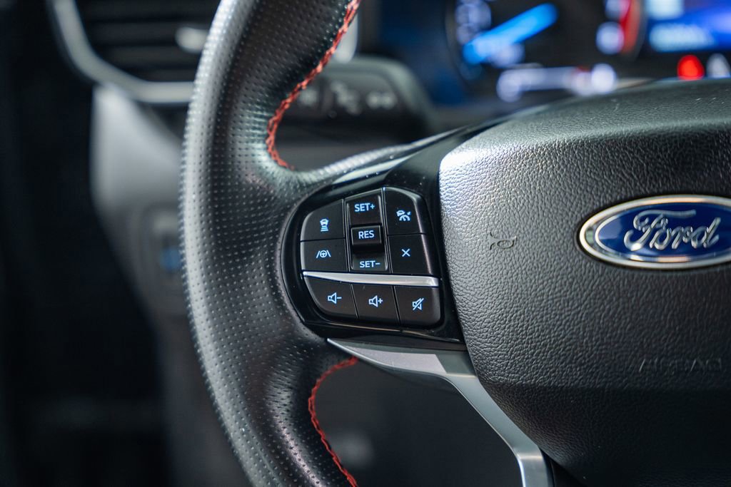 Certified 2022 Ford Explorer ST-Line w/ Class IV Trailer Tow Package image 31