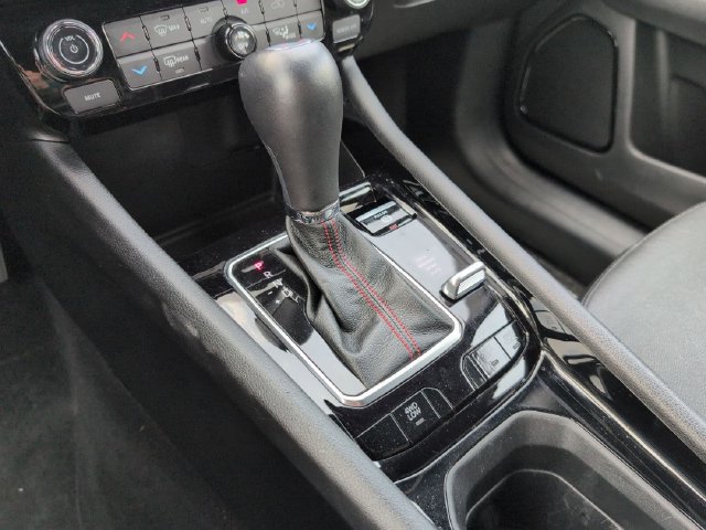 Used 2025 Jeep Compass Trailhawk AWD/4WD image 29