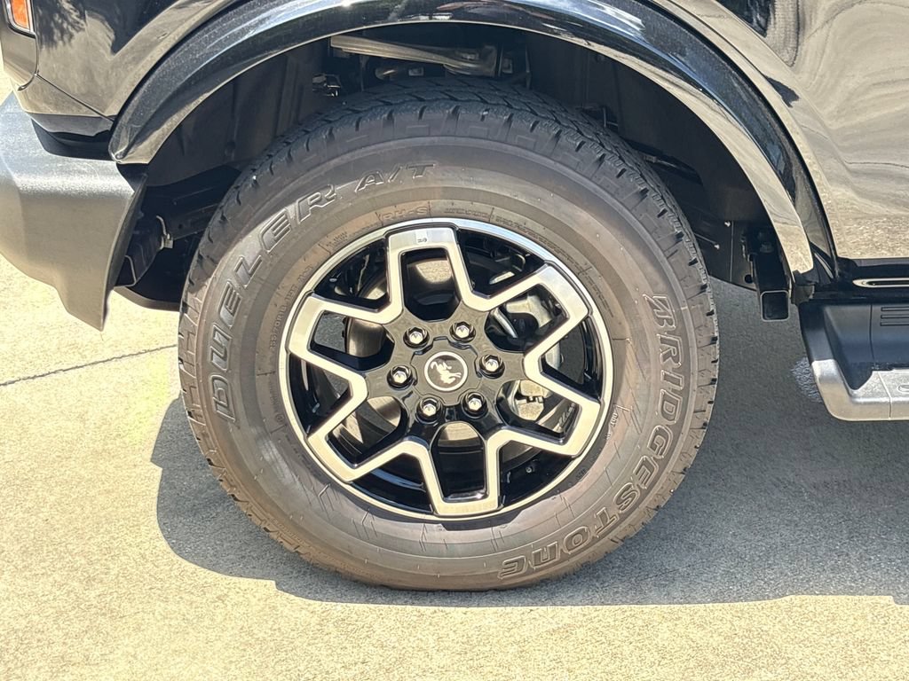 Certified 2026 Ford Bronco Outer Banks AWD/4WD image 11