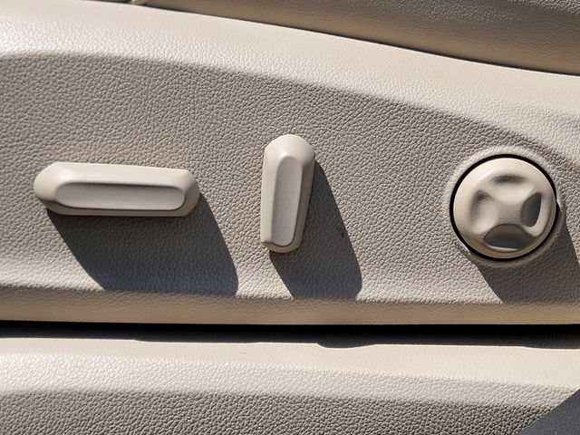 Used 2019 Buick Envision Preferred FWD image 3