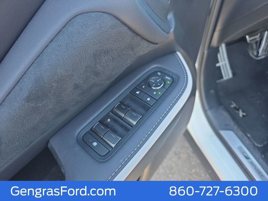 Used 2024 Lexus TX 500h AWD w/ Technology Package image 21