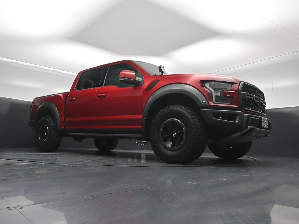 Certified 2017 Ford F150 Raptor w/ Equipment Group 802A Luxury AWD/4WD image 3