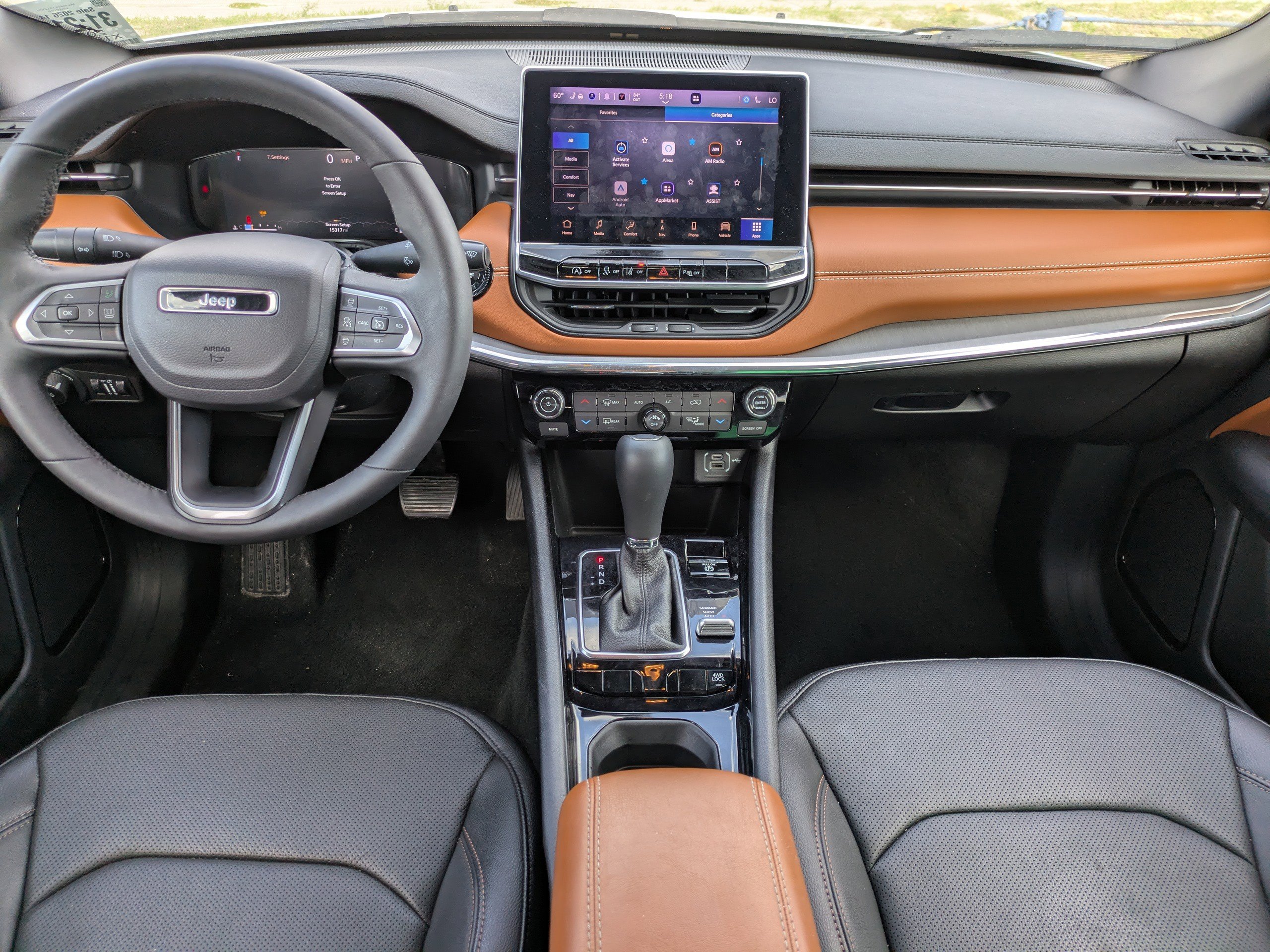 Used 2024 Jeep Compass Limited w/ Elite Group AWD/4WD image 13