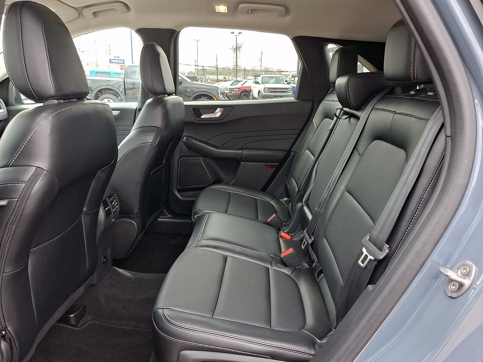 Certified 2024 Ford Escape Platinum image 10