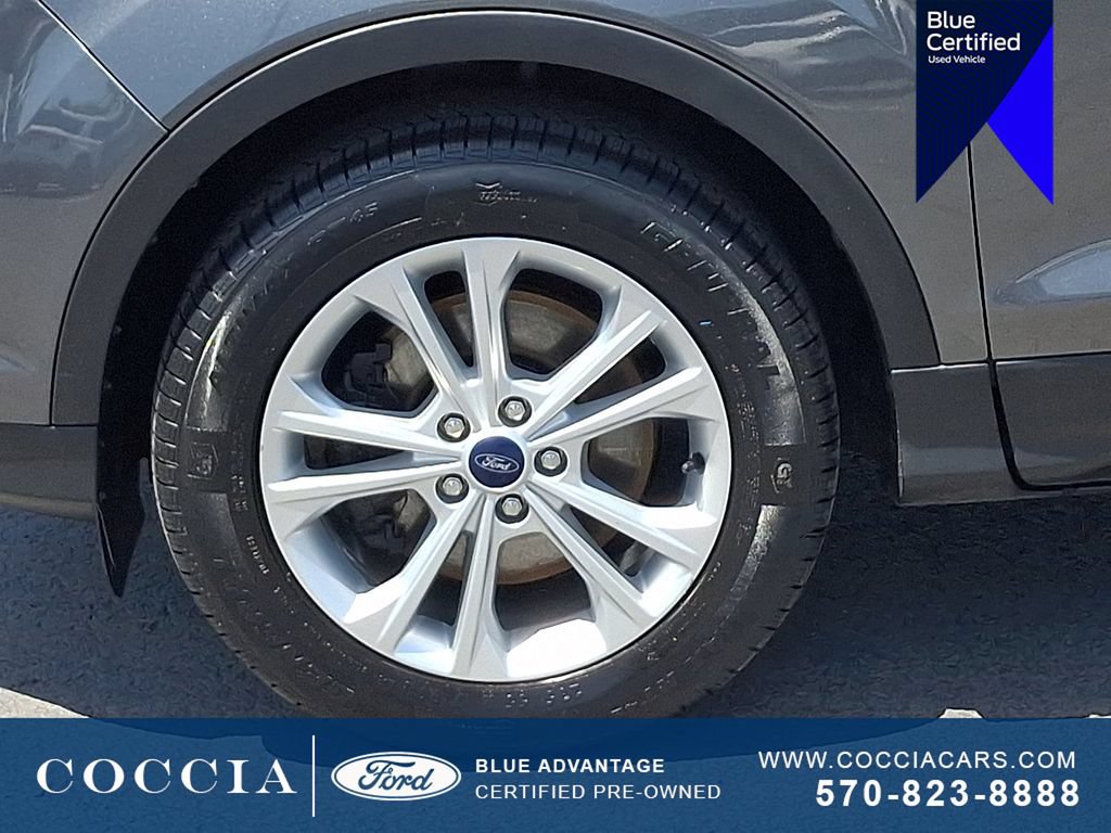 Certified 2017 Ford Escape SE AWD/4WD image 8