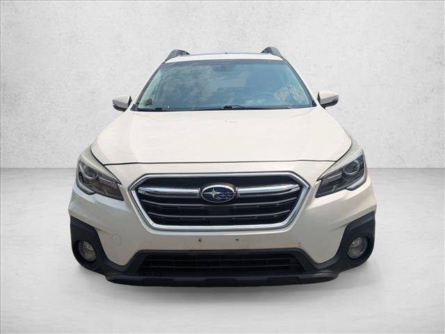 Used 2018 Subaru Outback 3.6R Limited AWD/4WD image 2