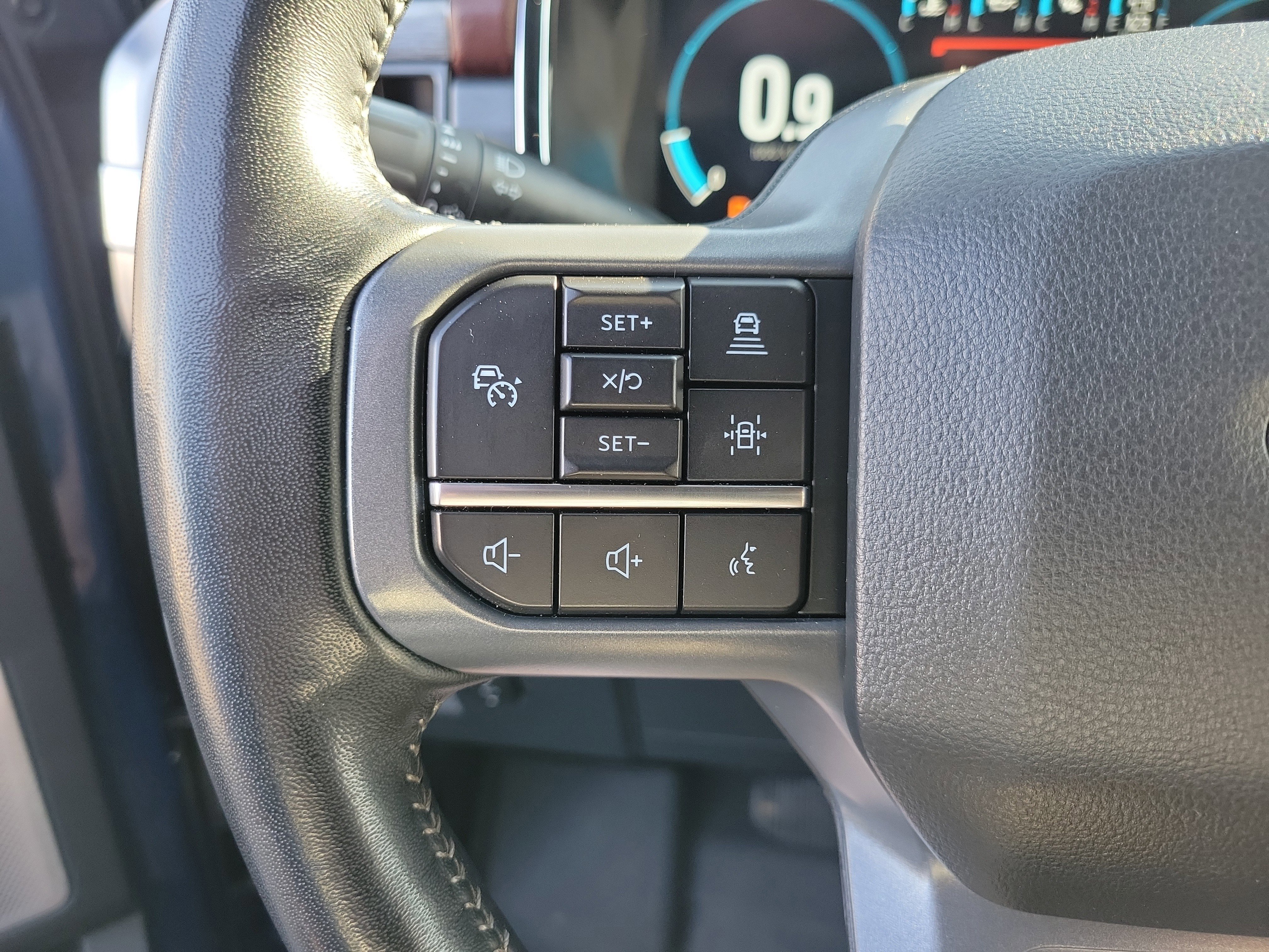 Certified 2023 Ford F150 Lariat w/ Equipment Group 502A High image 6