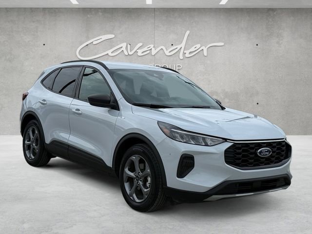 Certified 2025 Ford Escape ST-Line image 7