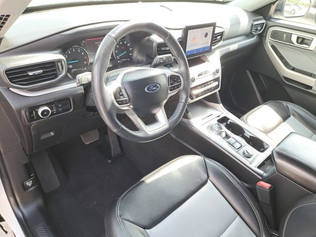 Certified 2023 Ford Explorer XLT w/ Equipment Group 202A image 18