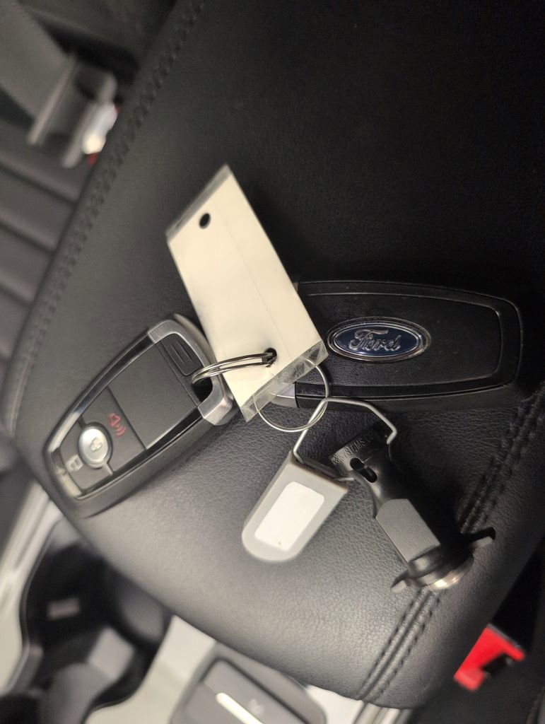 Certified 2019 Ford Edge SE w/ SE Fleet Driver's Package image 42