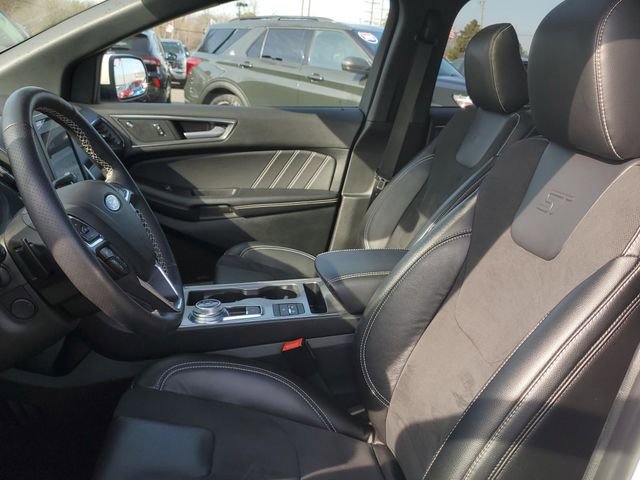 Certified 2023 Ford Edge ST w/ Equipment Group 401A image 11