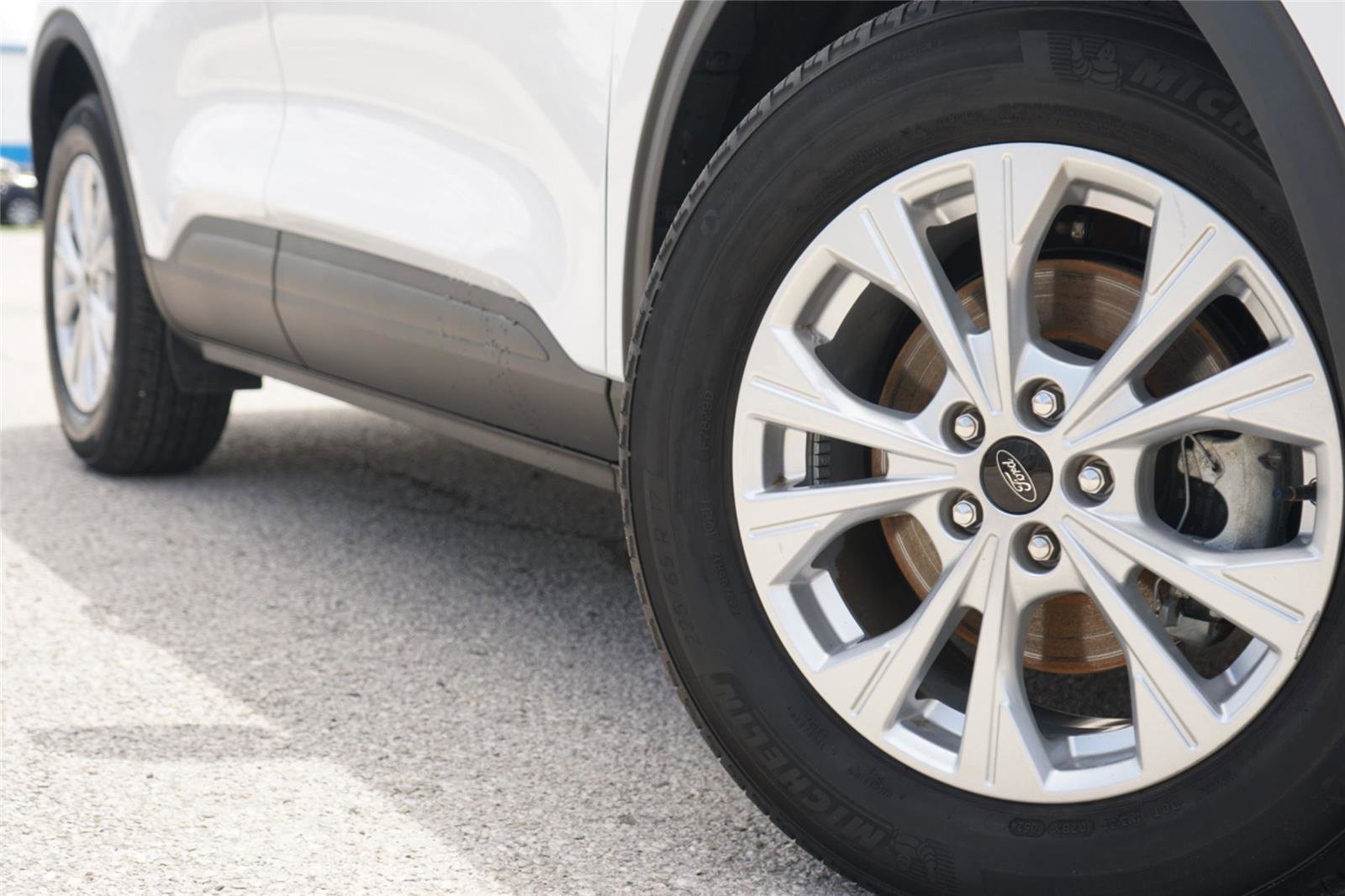 Certified 2024 Ford Escape Active w/ Tech Pack #1 FWD image 2