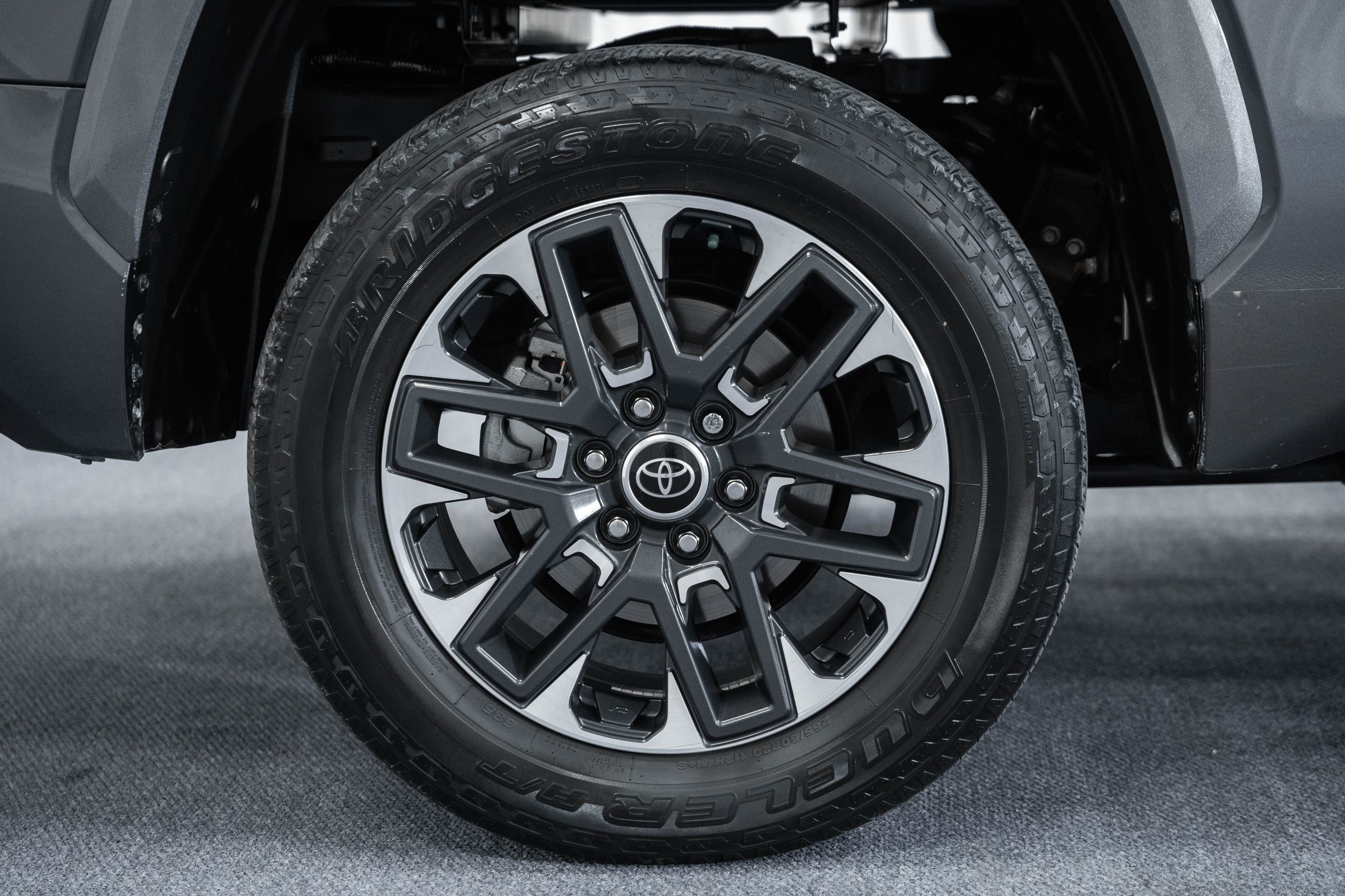 Used 2024 Toyota Tundra Limited image 23