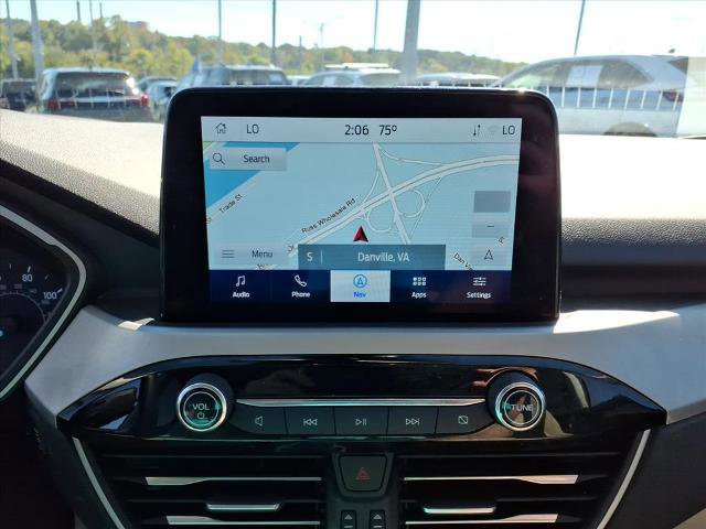 Certified 2022 Ford Escape SE w/ SE Sport Appearance Package image 12