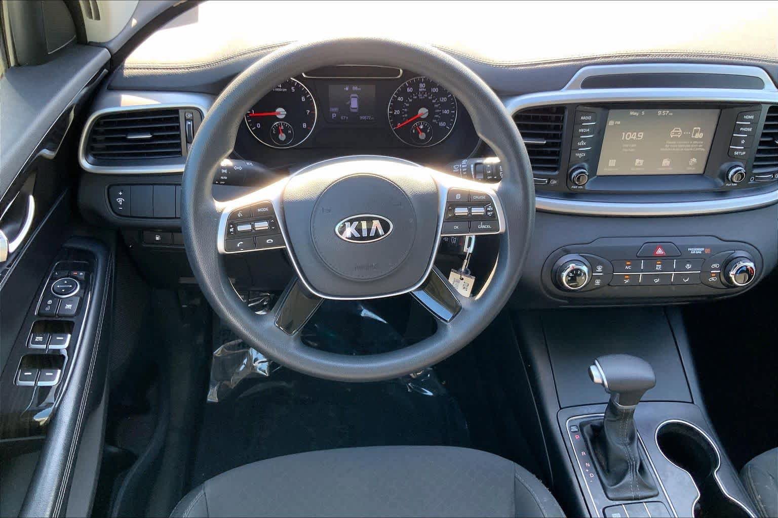 Used 2020 Kia Sorento L FWD image 6