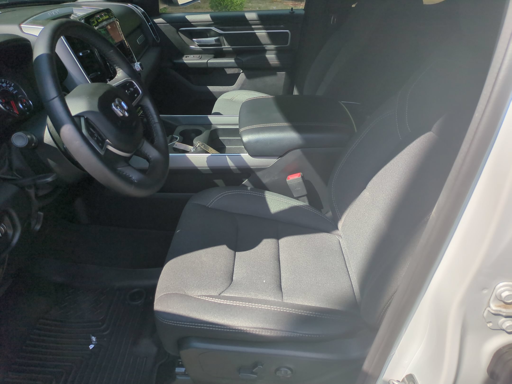 Used 2020 RAM 1500 Big Horn RWD image 13