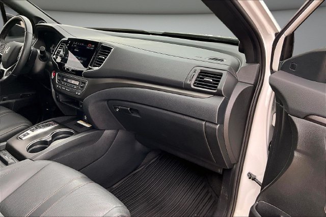 Used 2022 Honda Passport TrailSport image 26