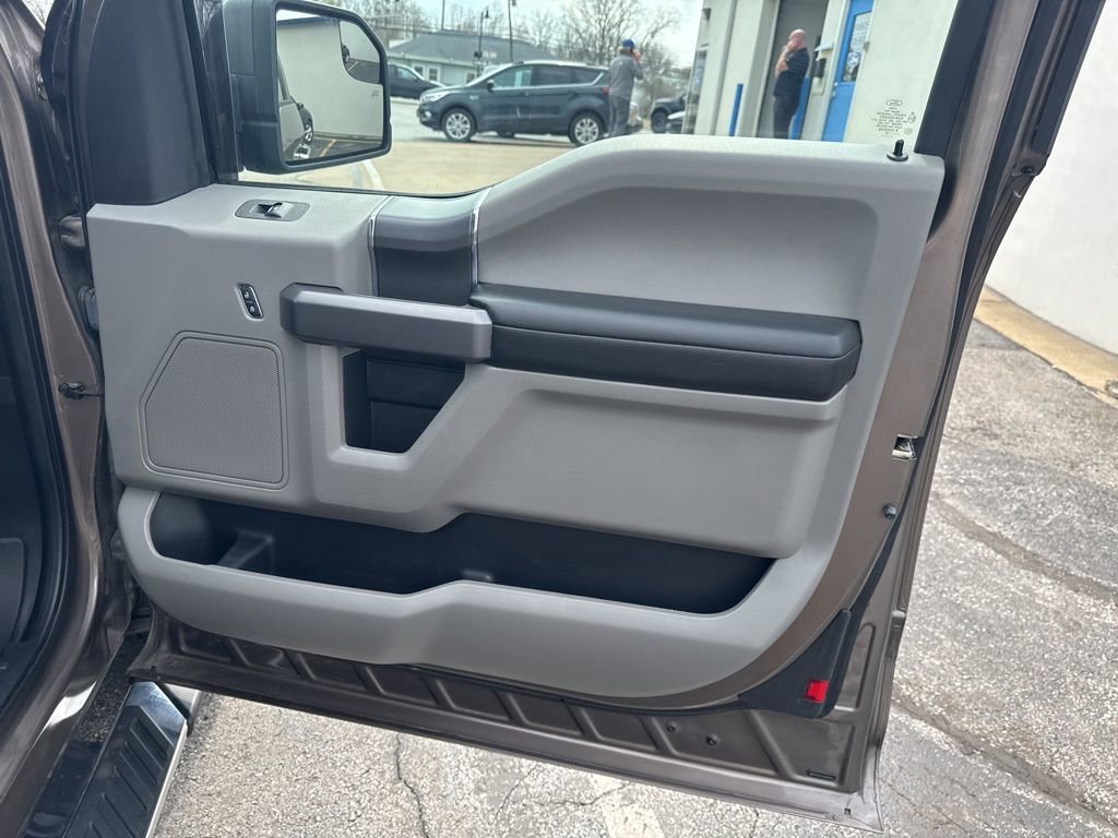 Certified 2019 Ford F150 XLT w/ Equipment Group 302A Luxury image 31