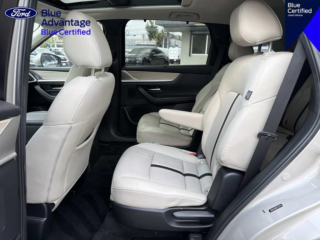 Used 2024 MAZDA CX-90 Plug-In Hybrid w/ Premium Pkg AWD/4WD image 13