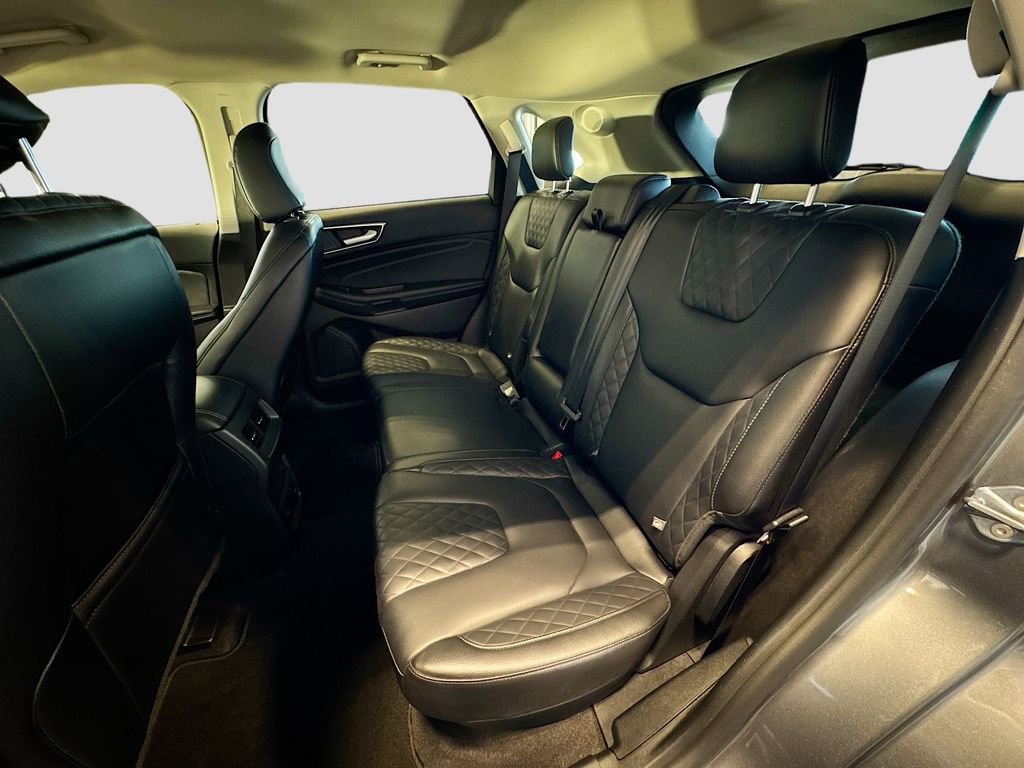 Certified 2024 Ford Edge Titanium AWD/4WD image 19
