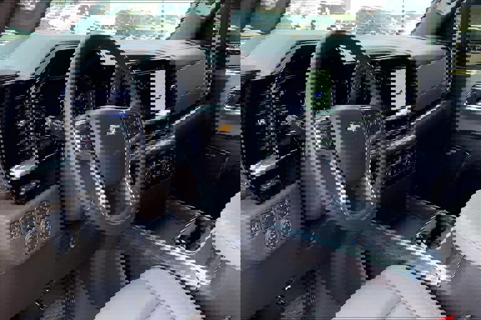 Used 2025 Chevrolet Silverado 2500 LTZ w/ LTZ Premium Package image 17