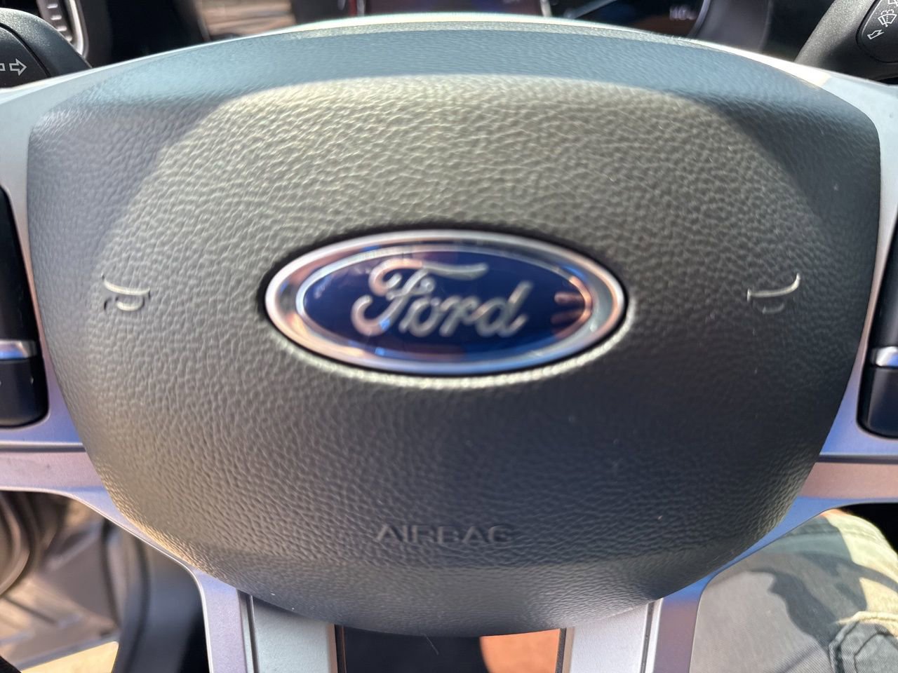 Certified 2022 Ford Explorer XLT w/ Equipment Group 202A image 27