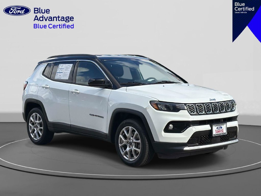 Used 2025 Jeep Compass Limited AWD/4WD image 4