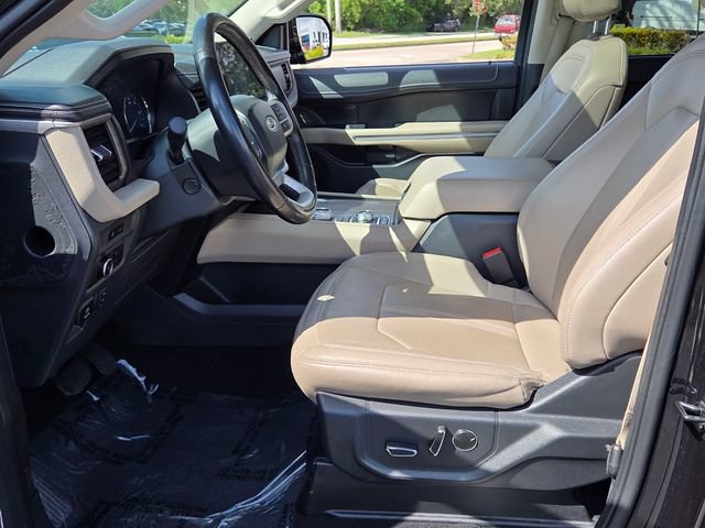 Certified 2024 Ford Expedition Limited AWD/4WD image 9