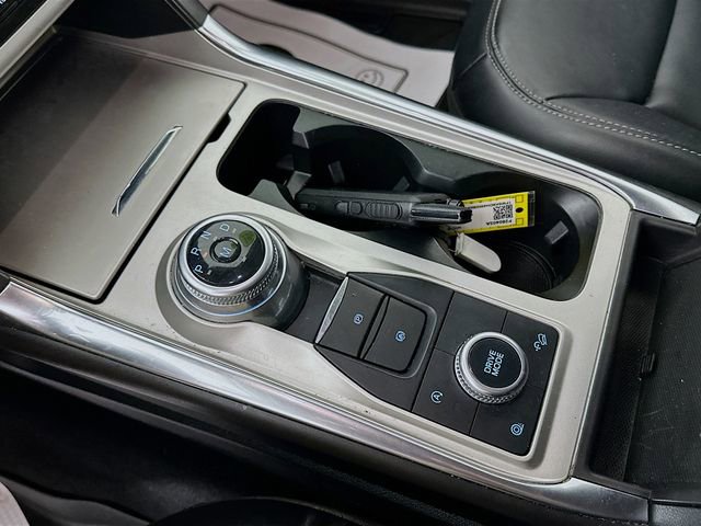 Certified 2021 Ford Explorer XLT w/ Equipment Group 202A image 26