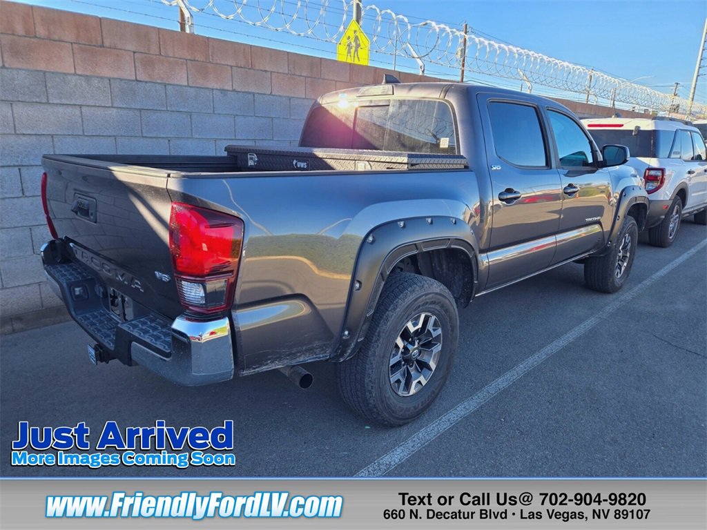 Used 2020 Toyota Tacoma SR5 image 2