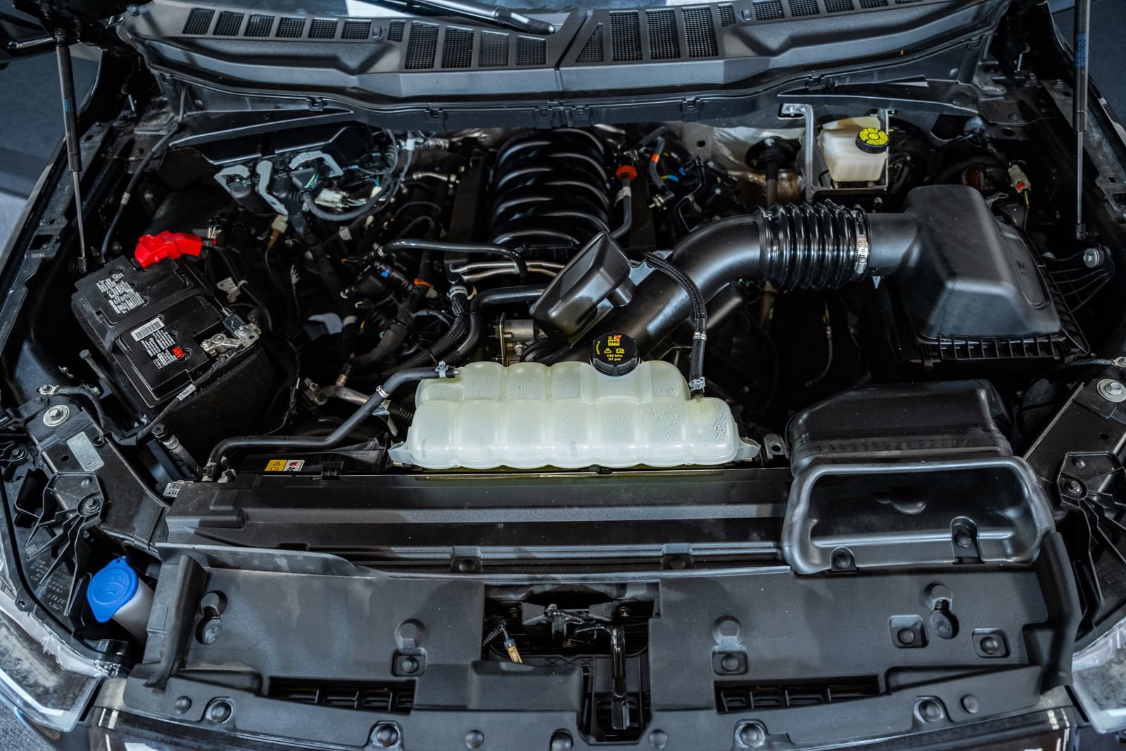 Certified 2024 Ford F150 Lariat image 26