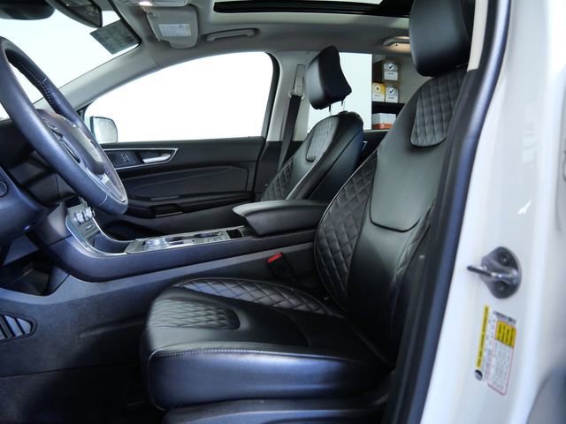 Certified 2024 Ford Edge Titanium w/ Equipment Group 301A image 16