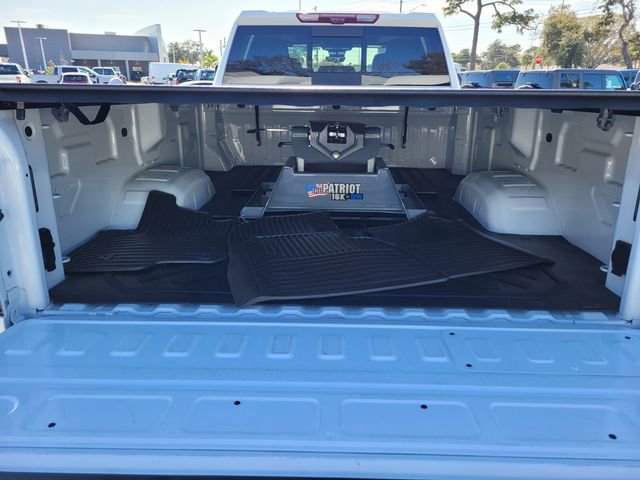 Used 2025 Chevrolet Silverado 2500 LTZ w/ LTZ Premium Package image 17