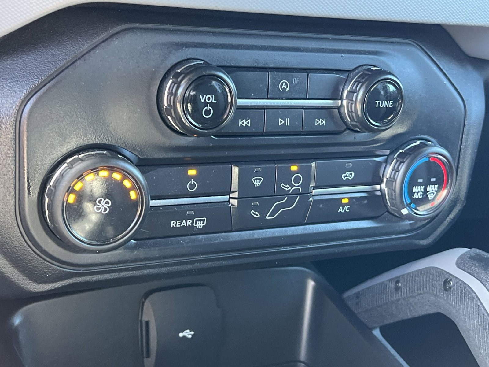 Certified 2023 Ford Bronco Big Bend AWD/4WD image 28