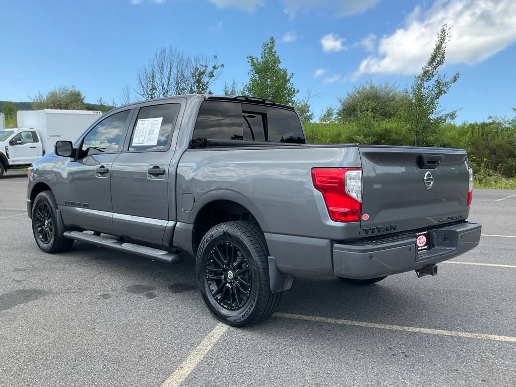 Used 2018 Nissan Titan SV w/ SV Convenience Package AWD/4WD image 29