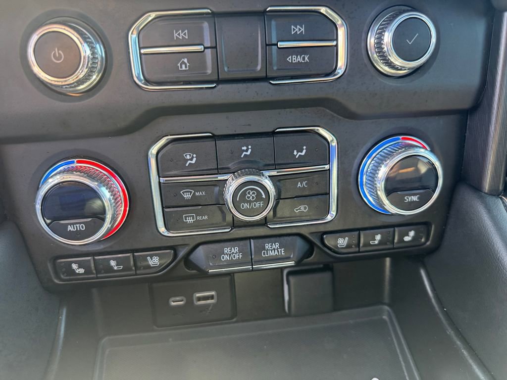 Used 2023 GMC Yukon XL AT4 w/ Technology Package image 26