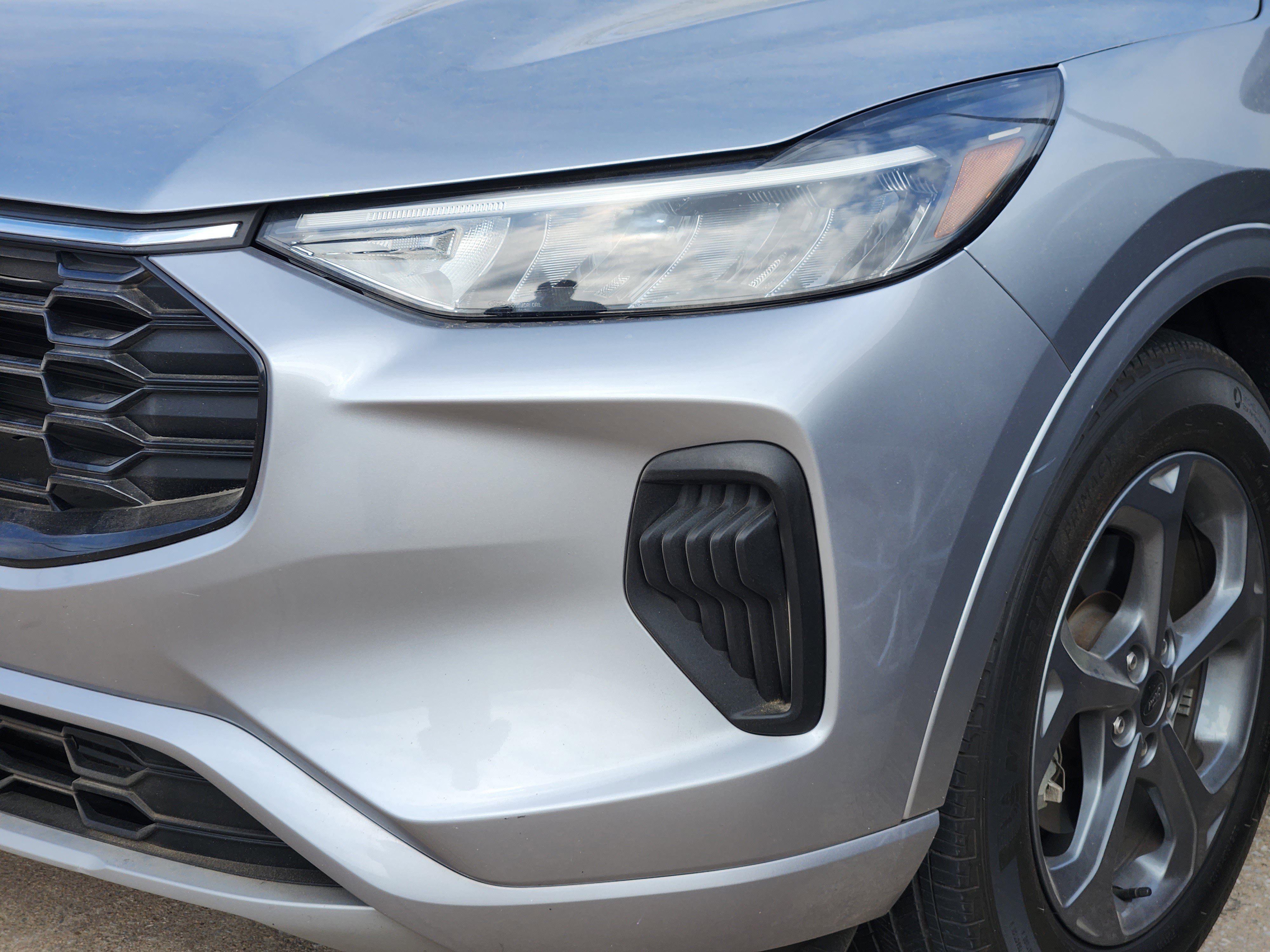 Certified 2024 Ford Escape ST-Line w/ Tech Pack #1 image 6