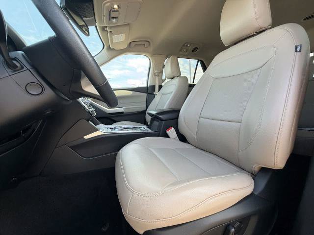 Certified 2021 Ford Explorer Limited w/ Equipment Group 301A AWD/4WD image 16