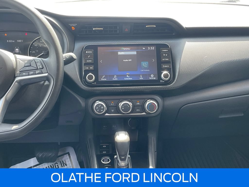 Used 2024 Nissan Kicks SV w/ Interior Electronics Package FWD image 21