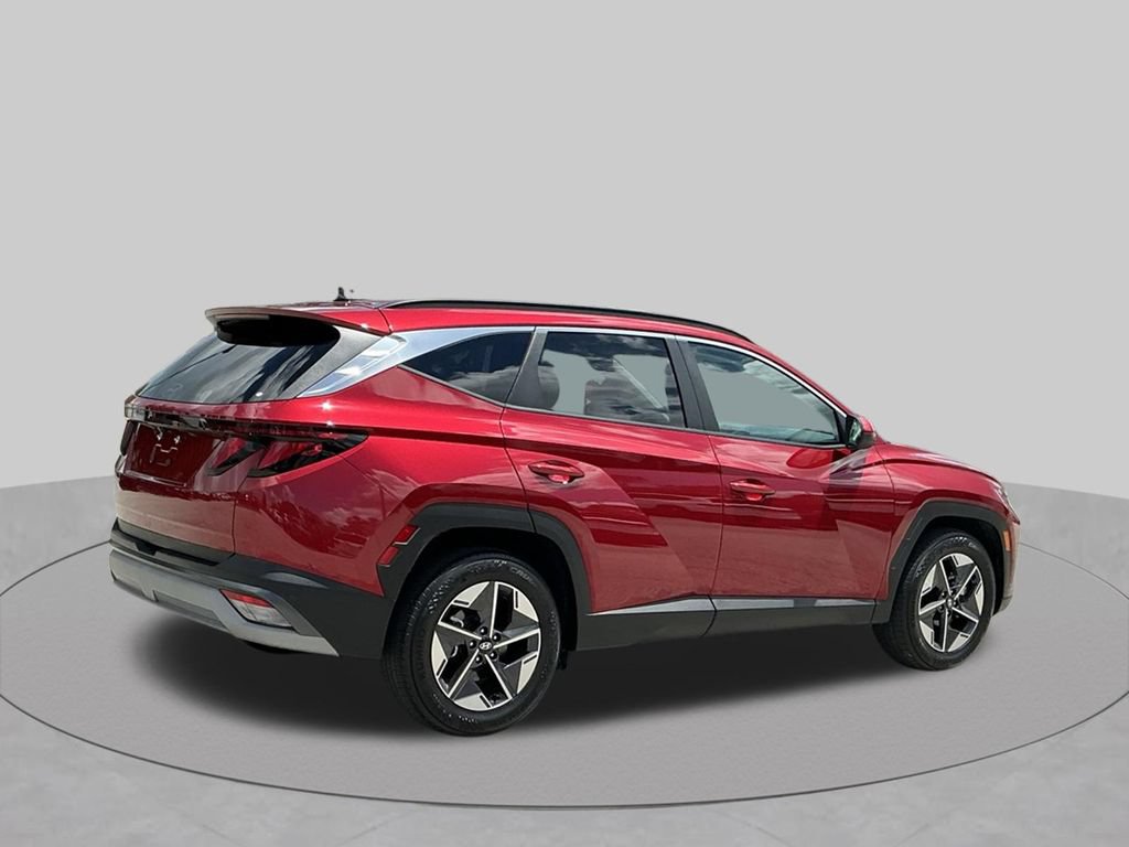 Used 2025 Hyundai Tucson SEL FWD image 13