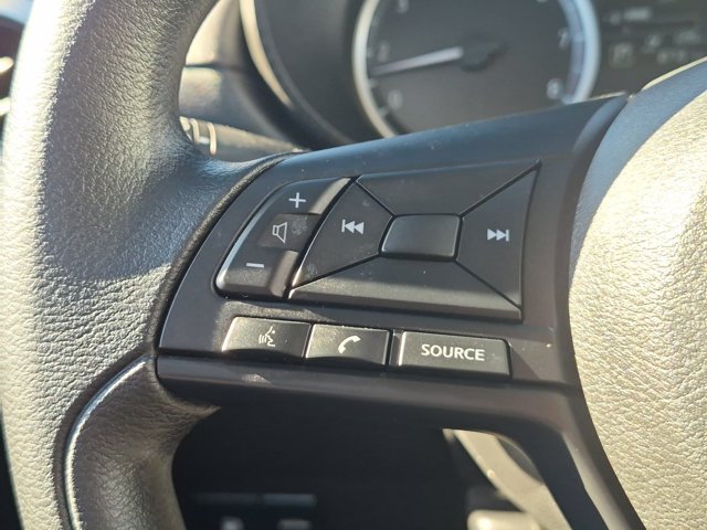 Used 2025 Nissan Versa S w/ Trunk Package FWD image 18