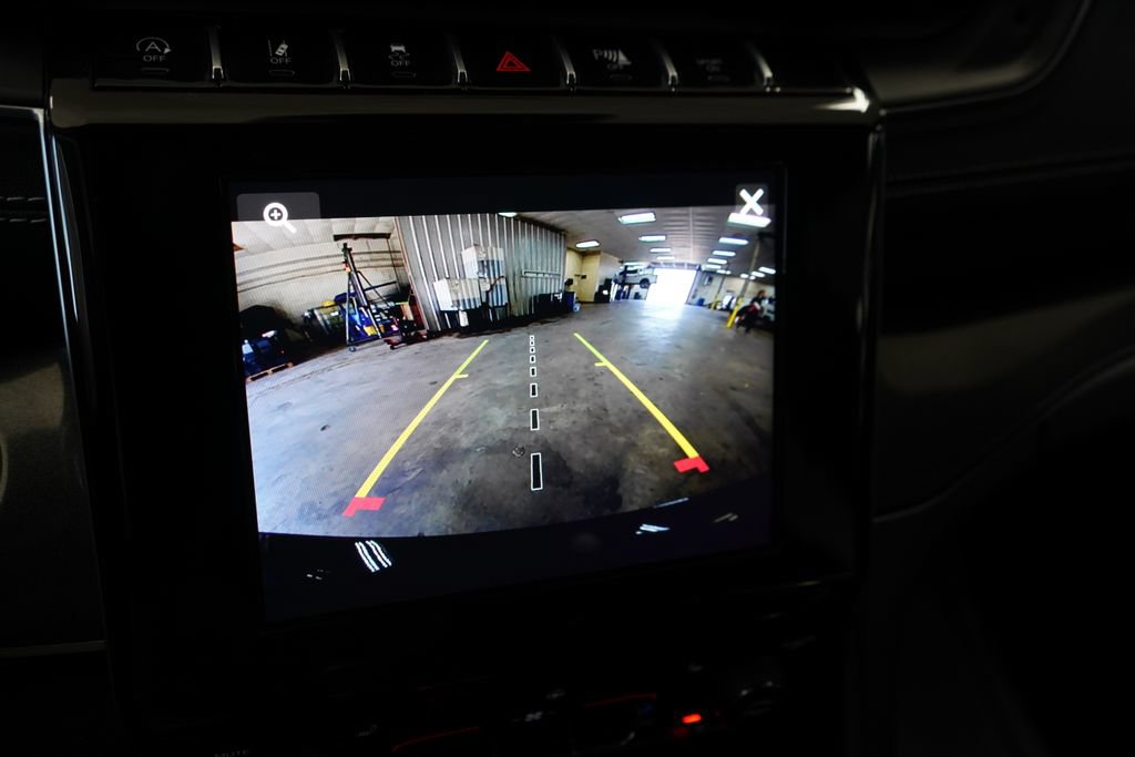 Used 2022 Jeep Grand Cherokee Altitude AWD/4WD image 39