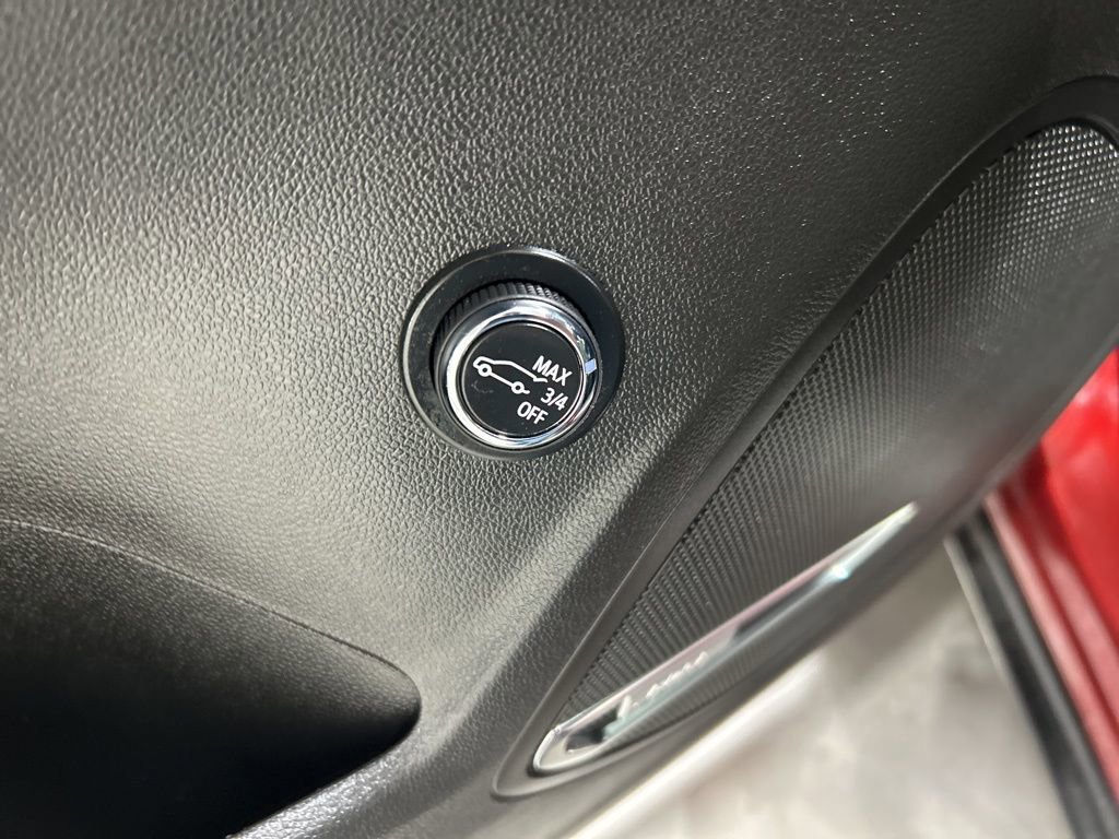 Used 2023 Buick Envision Avenir image 15