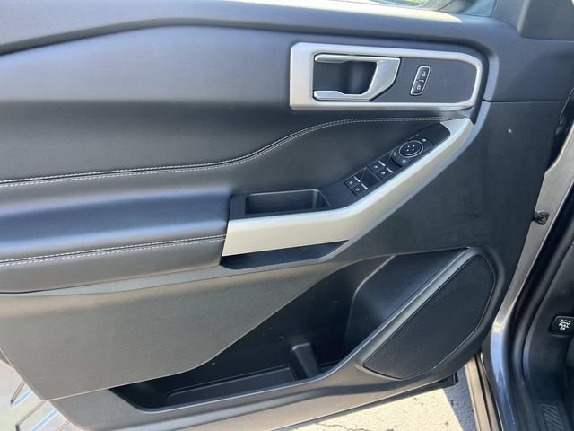 Certified 2024 Ford Explorer XLT w/ Equipment Group 202A AWD/4WD image 16