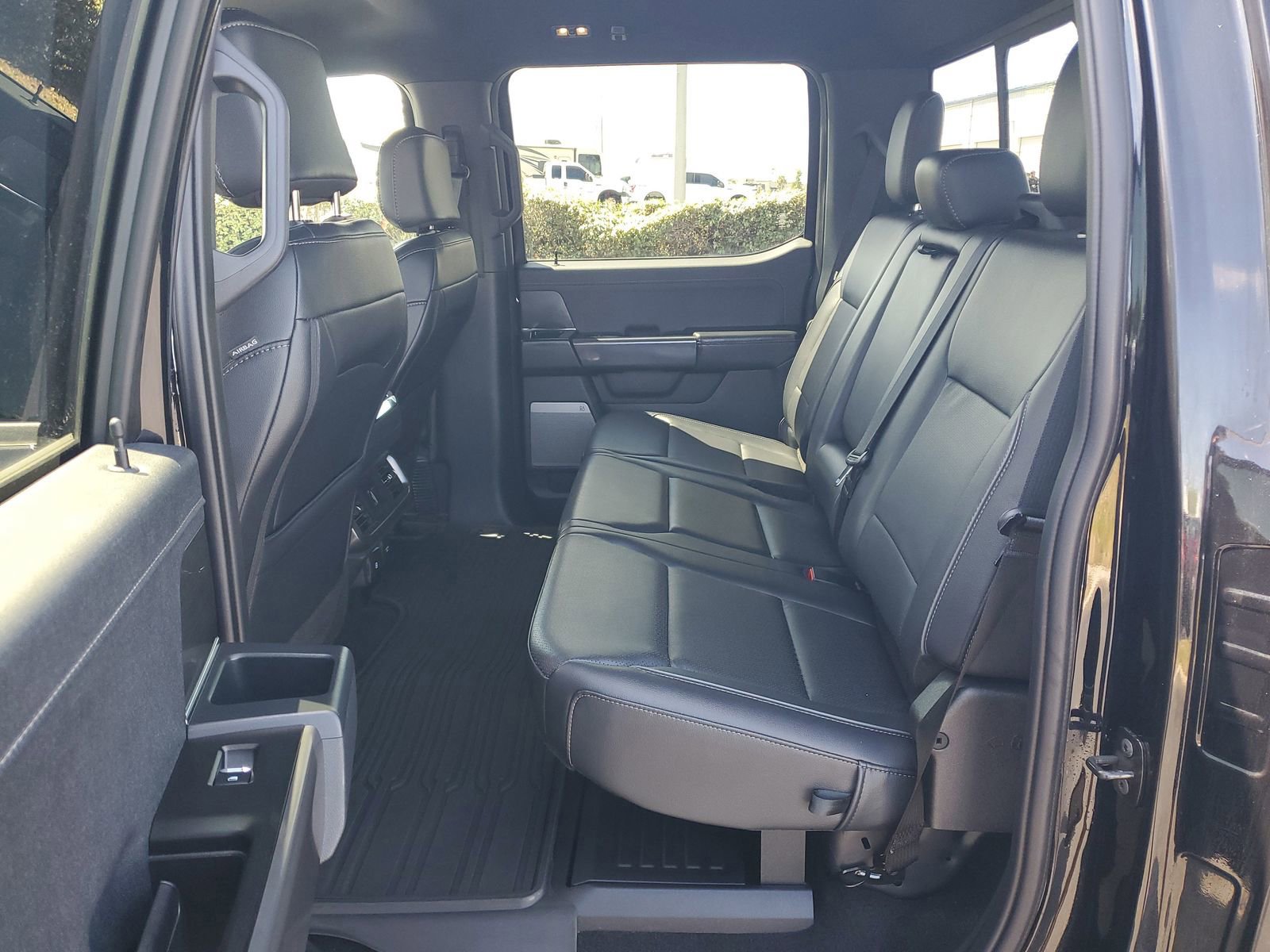 Certified 2025 Ford F150 Lariat w/ Equipment Group 501A Mid AWD/4WD image 11