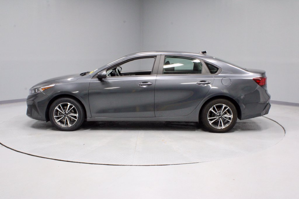 Used 2024 Kia Forte LXS FWD image 5