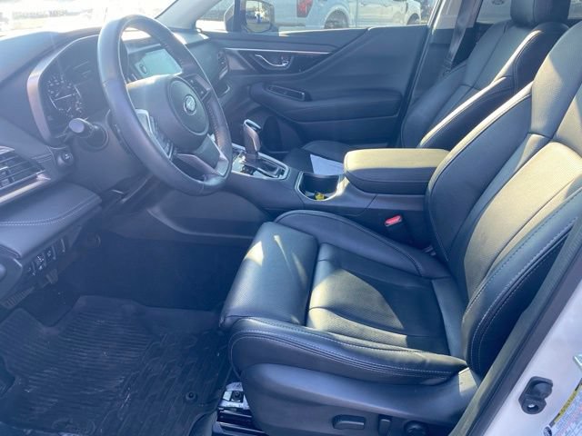 Used 2025 Subaru Outback Touring XT AWD/4WD image 10